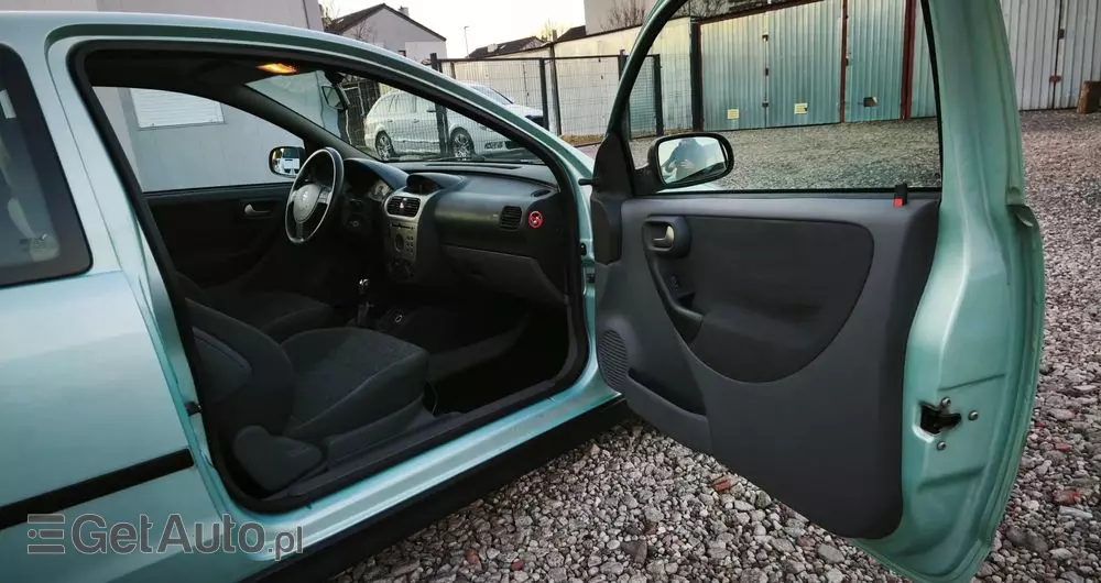 OPEL Corsa 1.2 16V Sport