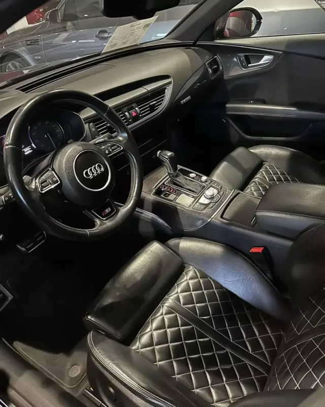 AUDI S7 Sportback Standard