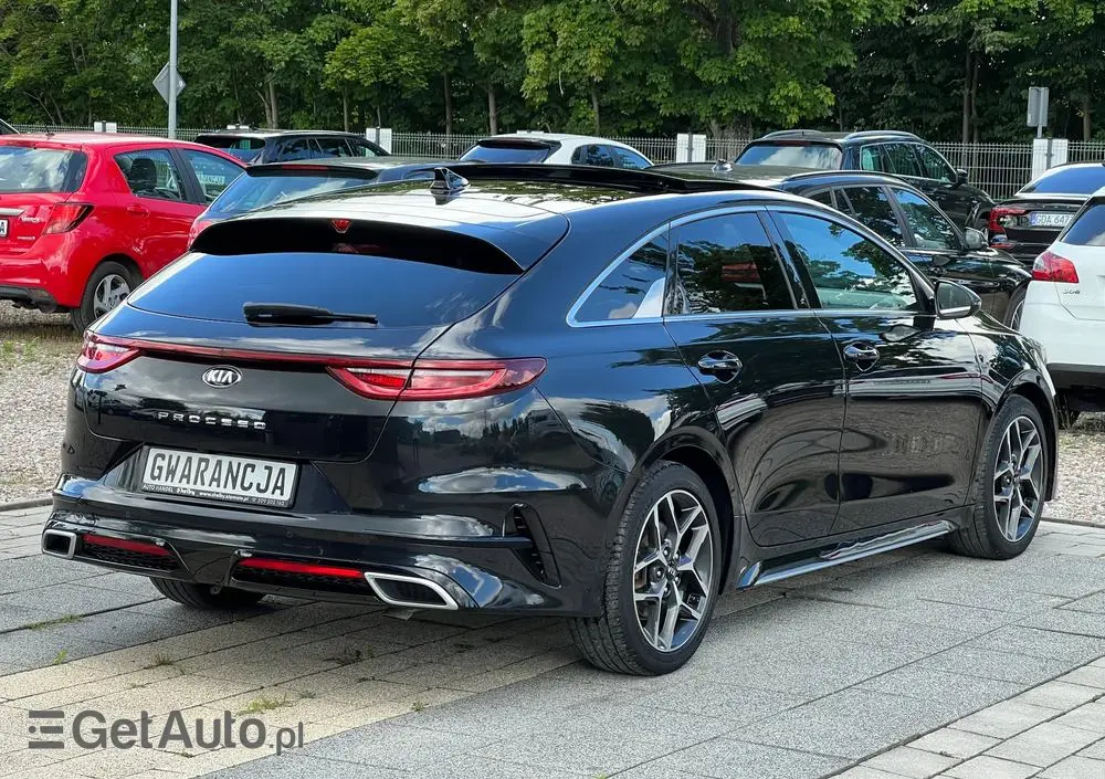 KIA ProCeed 1.5 T-GDI DCT7 OPF GT LINE