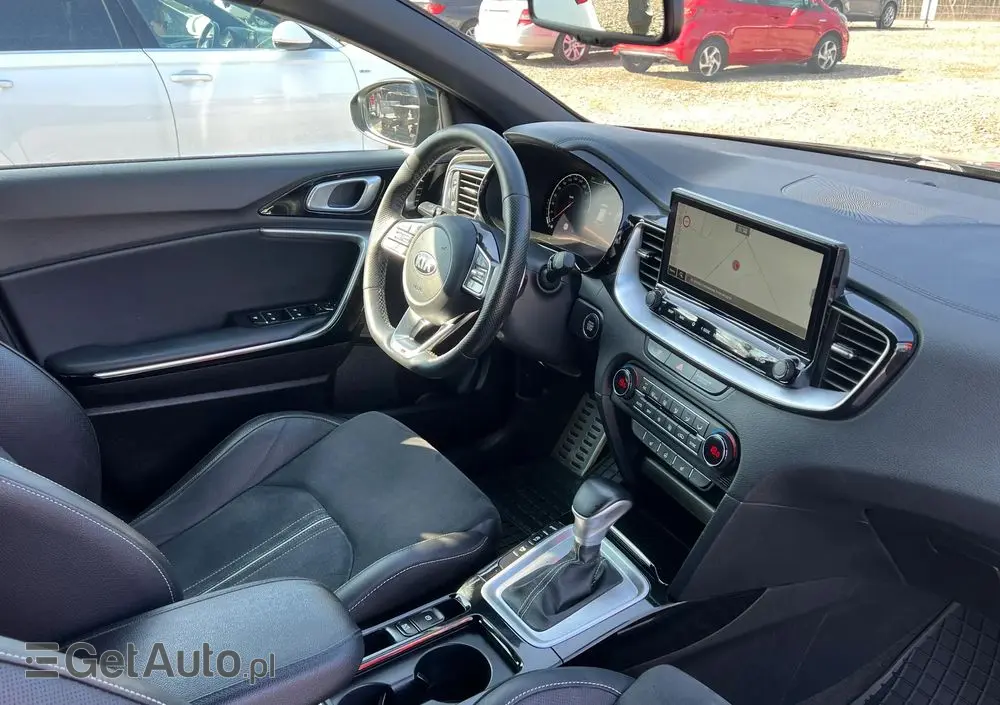 KIA ProCeed 1.5 T-GDI DCT7 OPF GT LINE