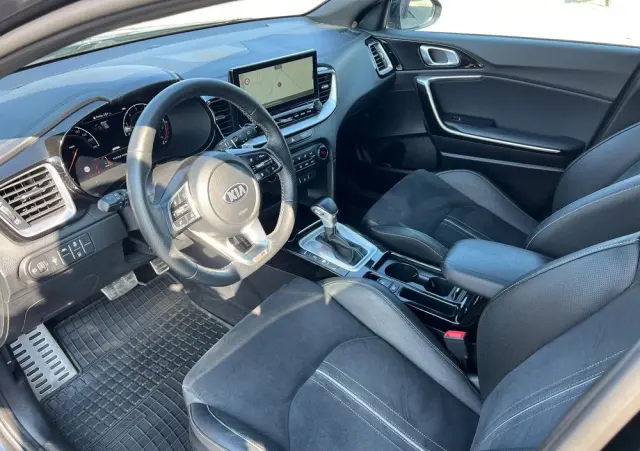 KIA ProCeed 1.5 T-GDI DCT7 OPF GT LINE