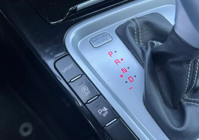 KIA ProCeed 1.5 T-GDI DCT7 OPF GT LINE