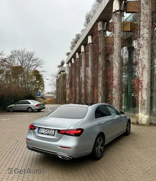 MERCEDES-BENZ Klasa E 