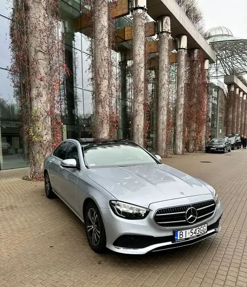 MERCEDES-BENZ Klasa E 