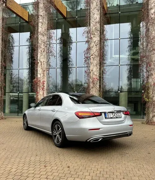 MERCEDES-BENZ Klasa E 