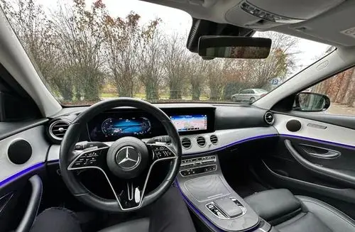 MERCEDES-BENZ Klasa E 