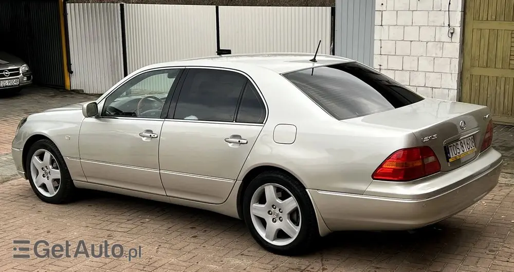 LEXUS LS 