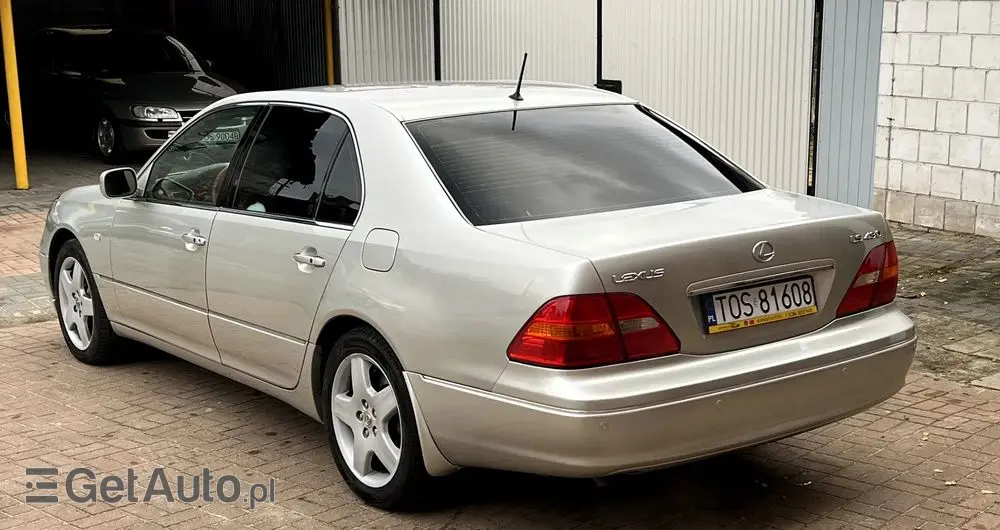 LEXUS LS 