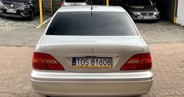 LEXUS LS 
