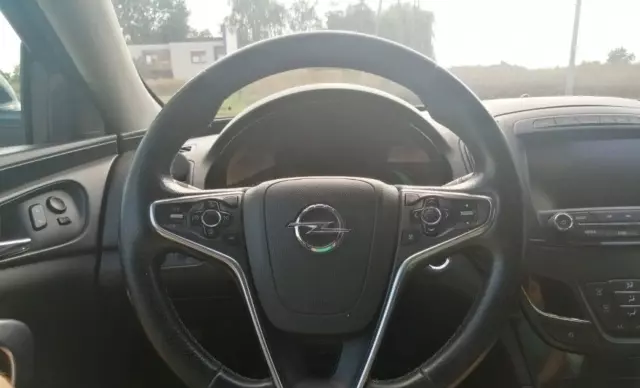 OPEL Insignia 