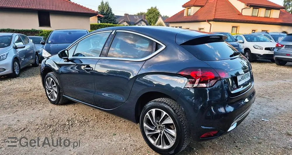 CITROËN DS4 1.6 VTi SoChic