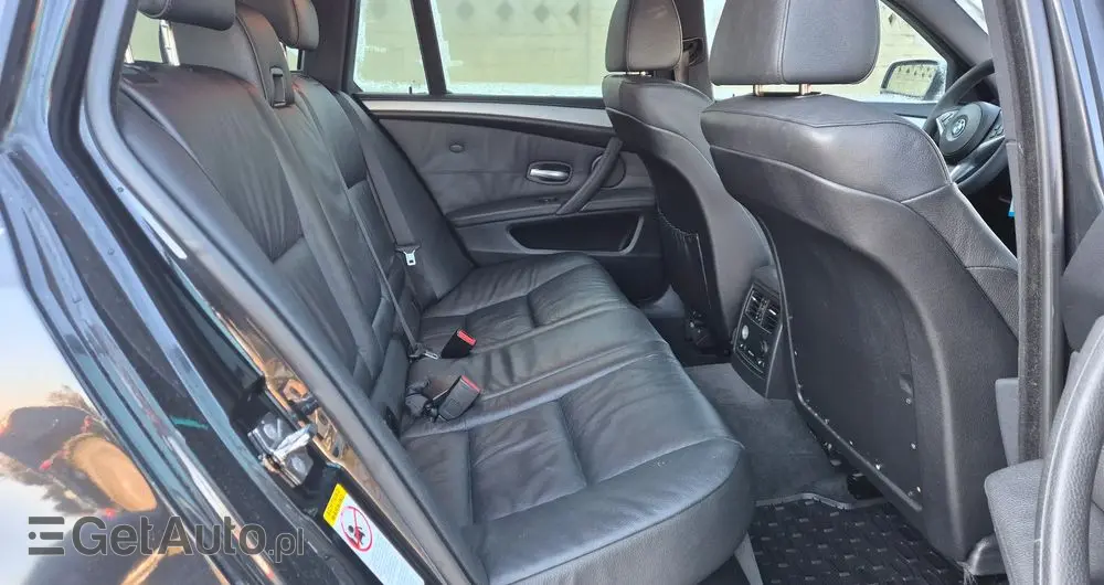 BMW Seria 5 530d Sport-Aut Edition Exclusive