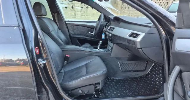 BMW Seria 5 530d Sport-Aut Edition Exclusive