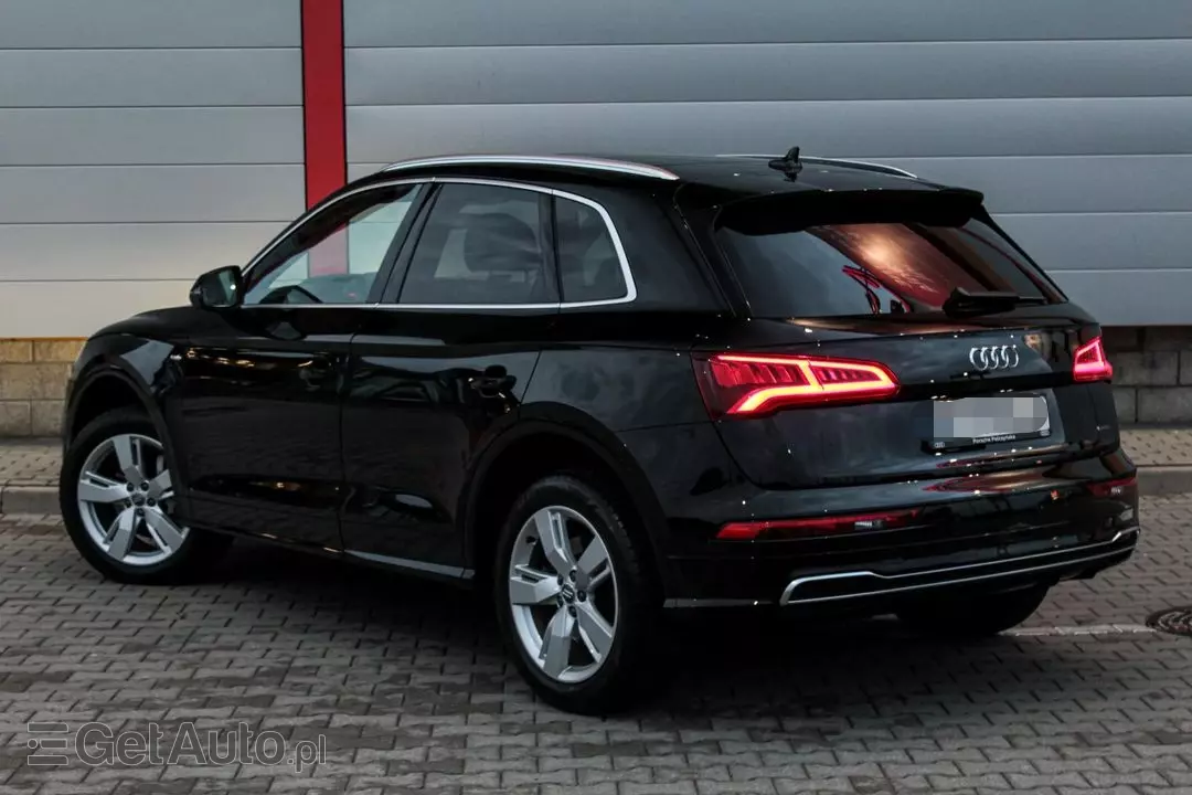 AUDI Q5 45 TFSI Sport AWD S tronic