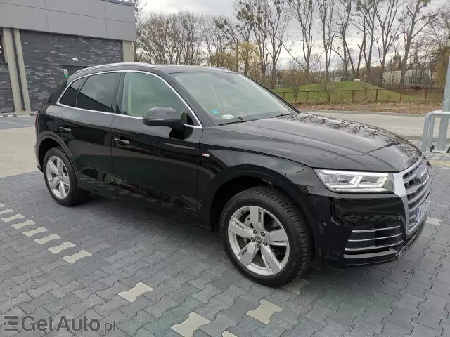 AUDI Q5 45 TFSI Sport AWD S tronic