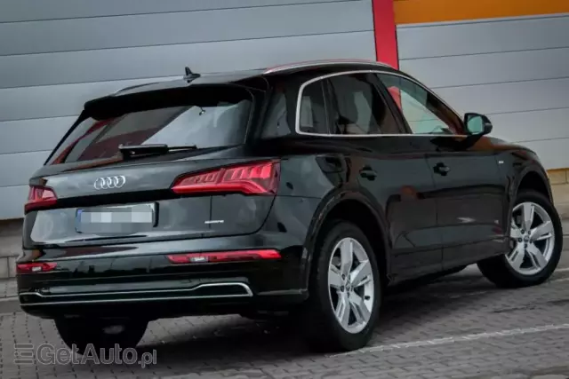 AUDI Q5 45 TFSI Sport AWD S tronic