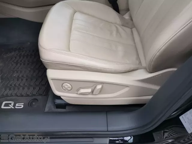 AUDI Q5 45 TFSI Sport AWD S tronic