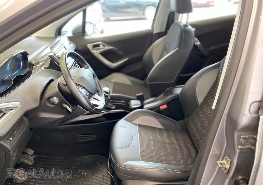 PEUGEOT 2008 1.5 BlueHDi Signature