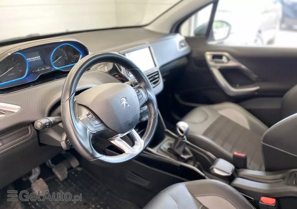 PEUGEOT 2008 1.5 BlueHDi Signature