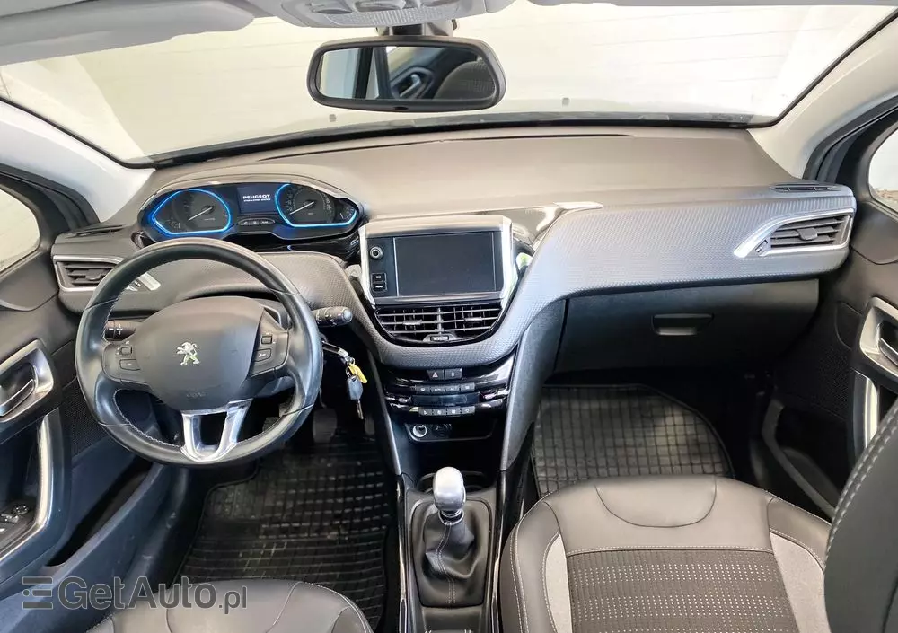PEUGEOT 2008 1.5 BlueHDi Signature