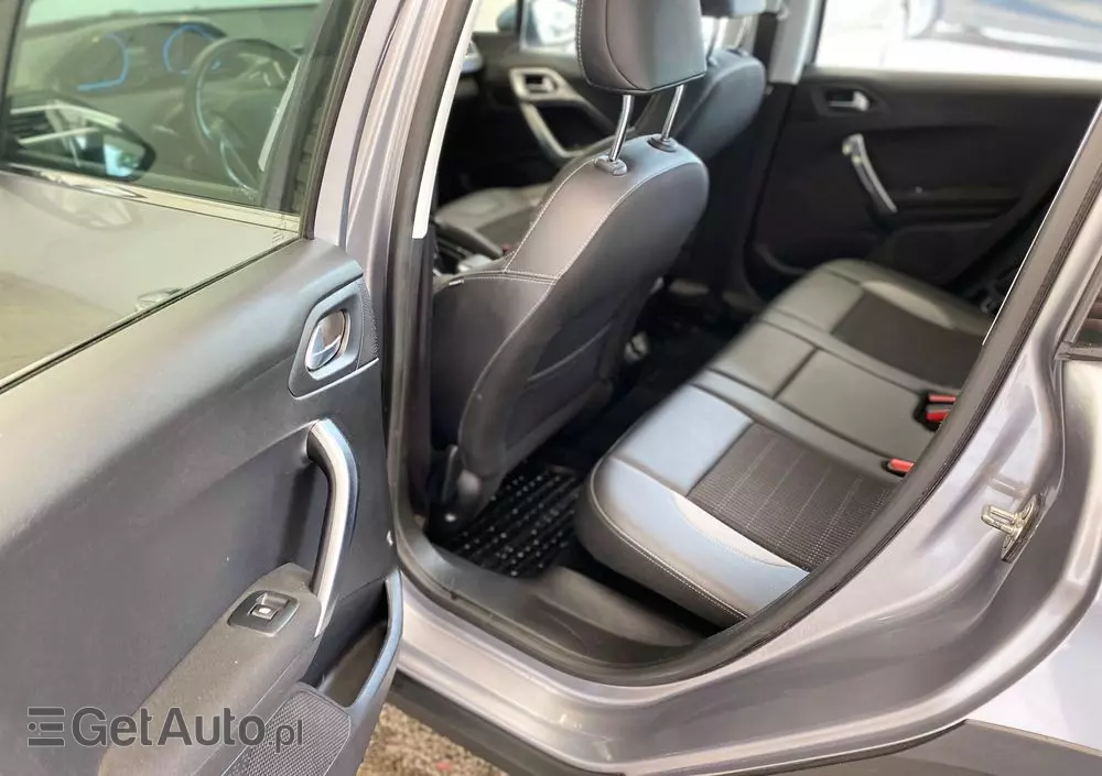 PEUGEOT 2008 1.5 BlueHDi Signature