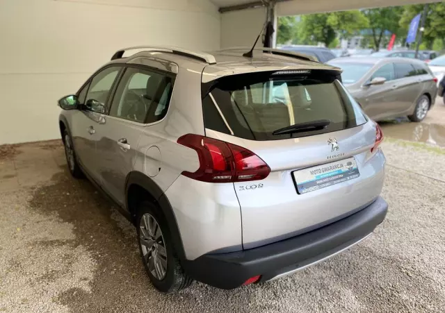 PEUGEOT 2008 1.5 BlueHDi Signature