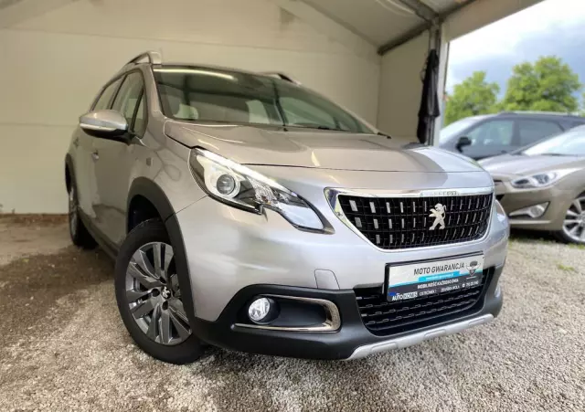 PEUGEOT 2008 1.5 BlueHDi Signature