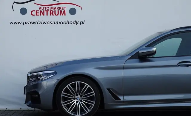 BMW Seria 5 525d M Sport sport