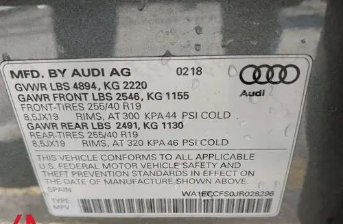 AUDI Q3 