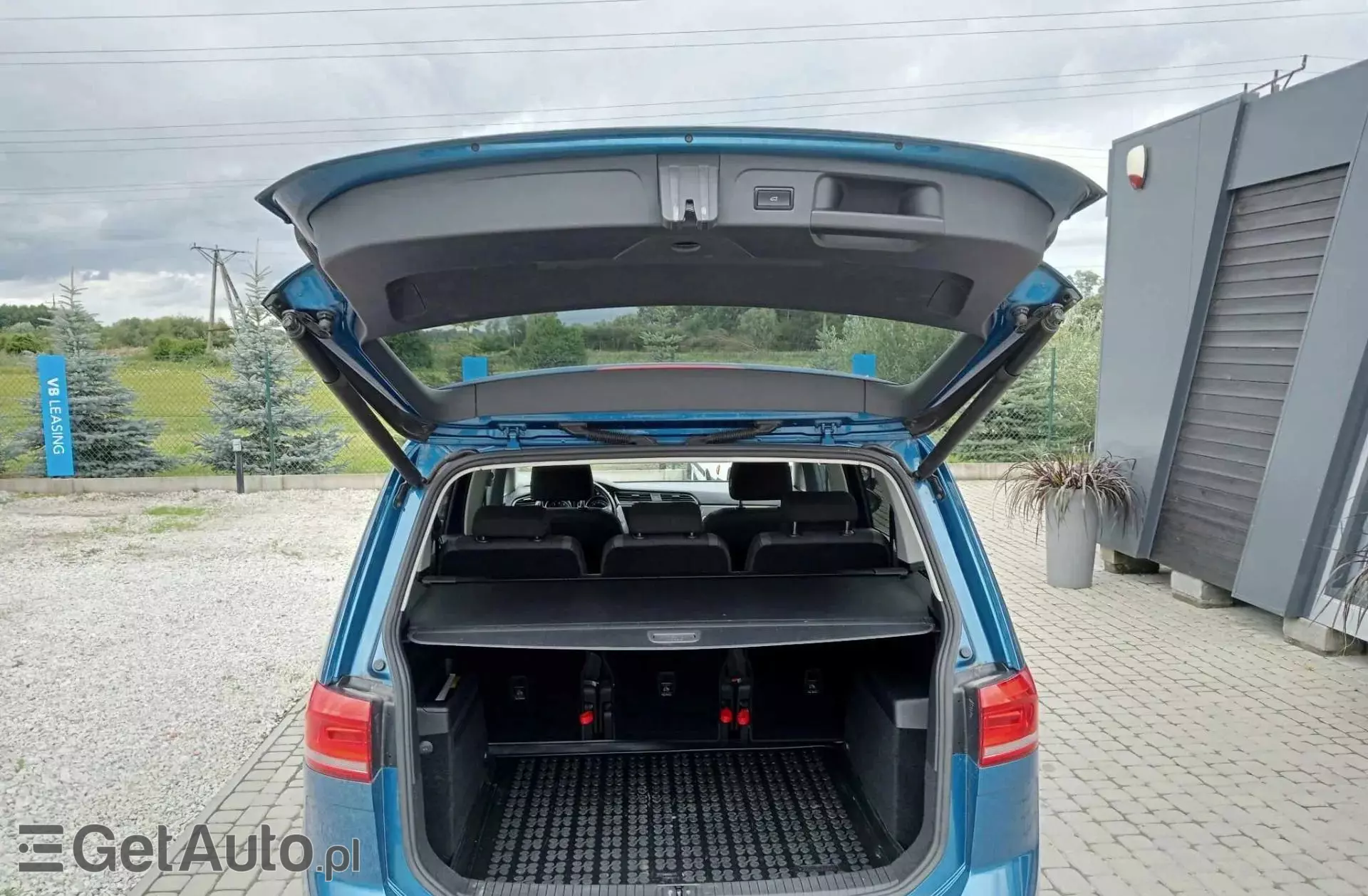 VOLKSWAGEN Touran 1.2 TSI (110 KM)