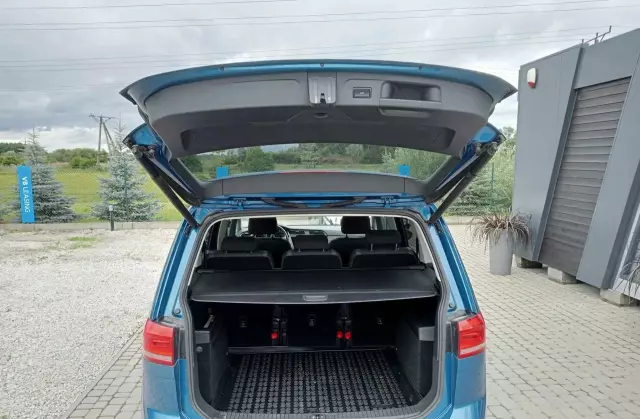 VOLKSWAGEN Touran 1.2 TSI (110 KM)