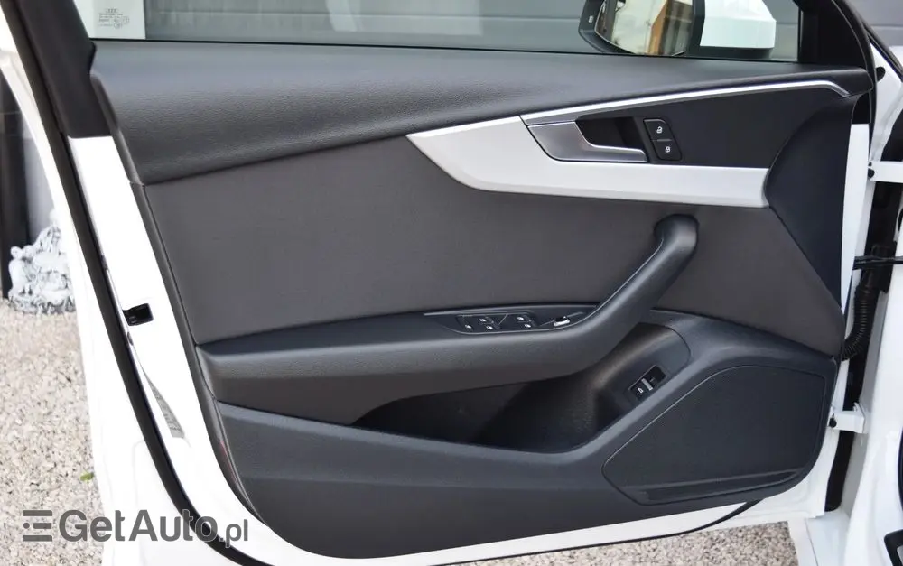 AUDI A4 Avant 40 TDI quattro S tronic