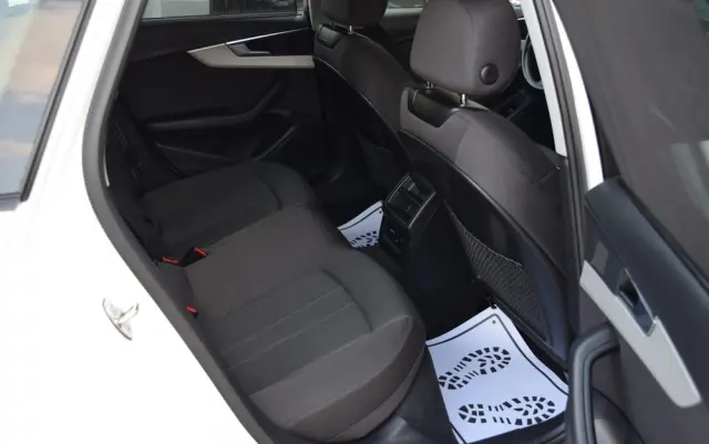 AUDI A4 Avant 40 TDI quattro S tronic