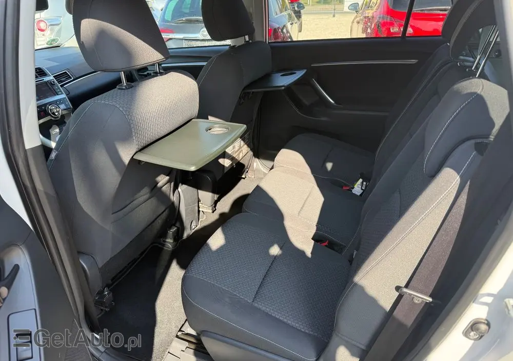 TOYOTA Verso 1.8 5-Sitzer Executive