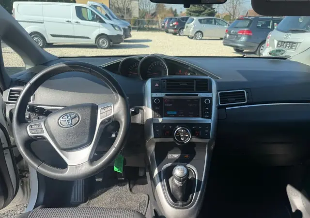 TOYOTA Verso 1.8 5-Sitzer Executive