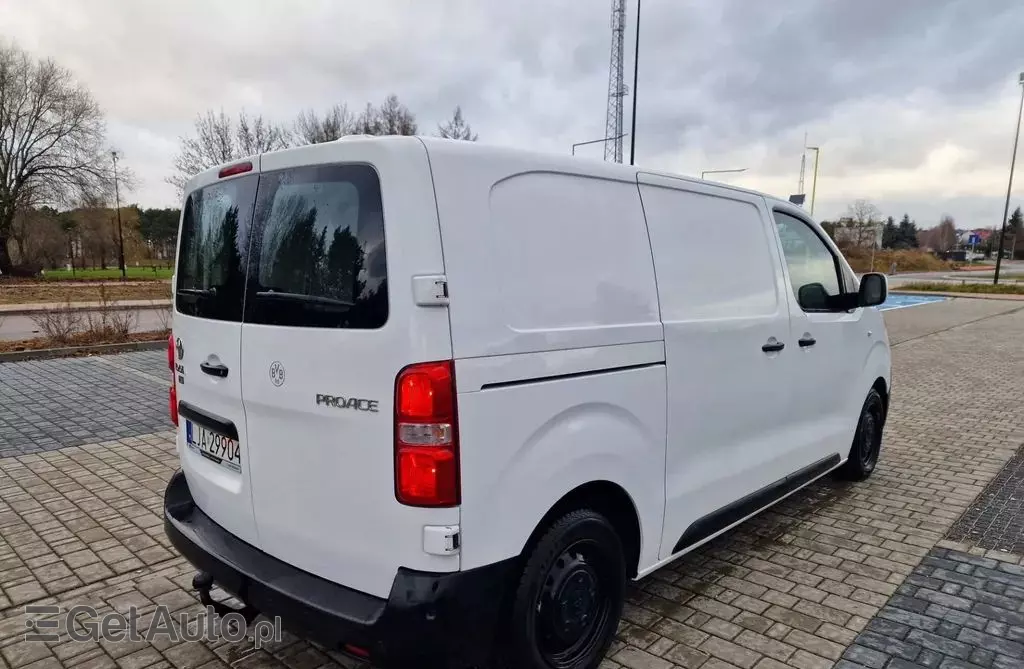 TOYOTA Proace 