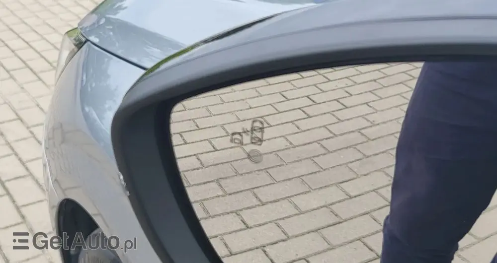 PEUGEOT 208 1.2 mHEV Allure