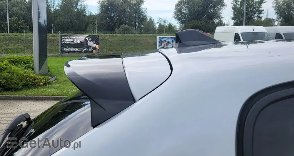 PEUGEOT 208 1.2 mHEV Allure