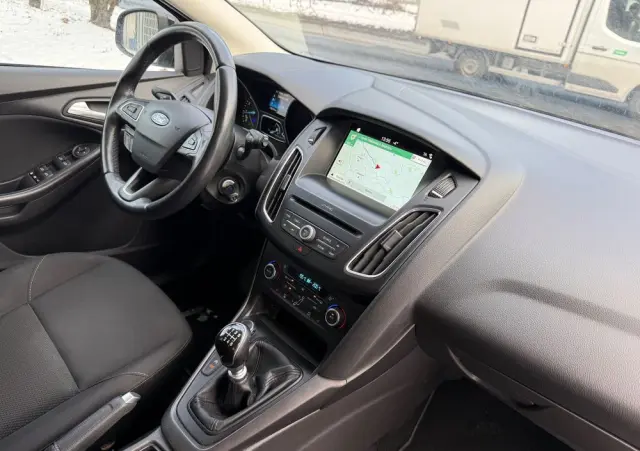FORD Focus 1.0 EcoBoost Start-Stopp-System COOL&CONNECT