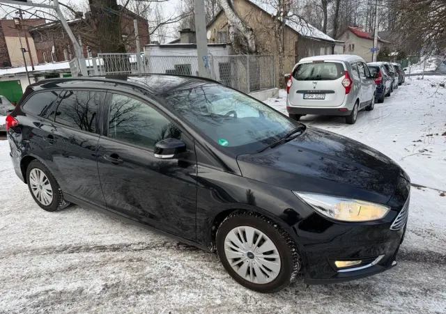FORD Focus 1.0 EcoBoost Start-Stopp-System COOL&CONNECT