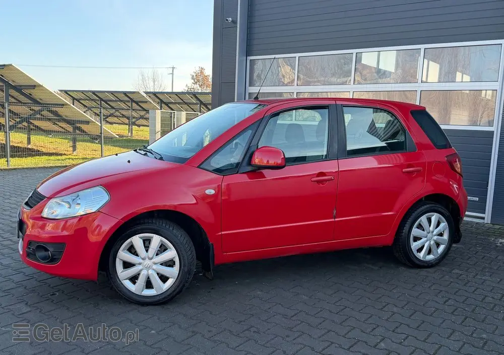 SUZUKI SX4 1.6 GLX / Comfort