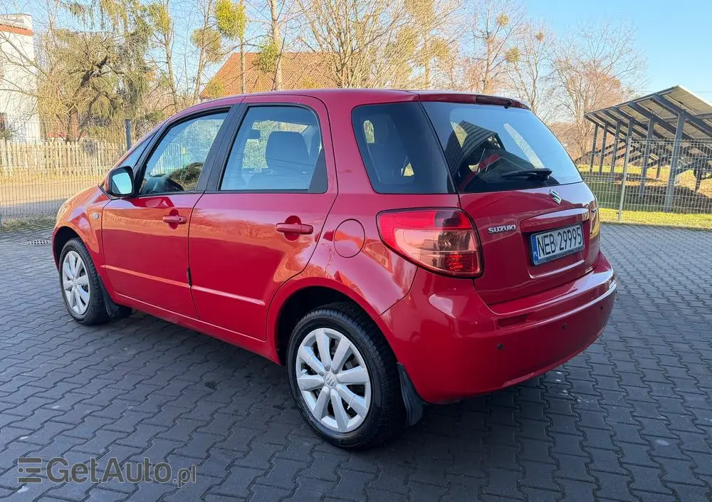 SUZUKI SX4 1.6 GLX / Comfort