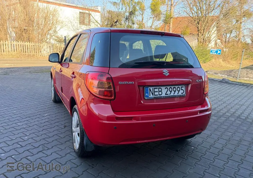 SUZUKI SX4 1.6 GLX / Comfort