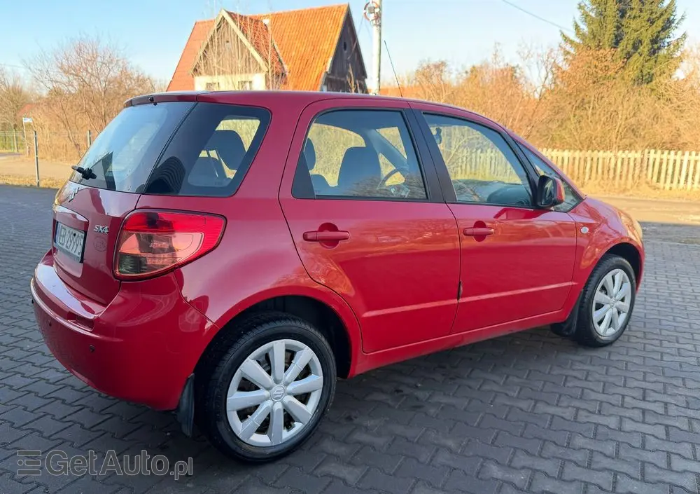 SUZUKI SX4 1.6 GLX / Comfort