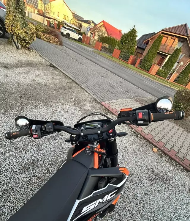 KTM Inny 