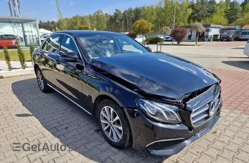 MERCEDES-BENZ Klasa E 
