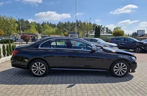 MERCEDES-BENZ Klasa E 