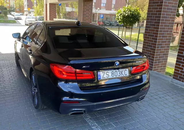 BMW Seria 5 530i GPF M Sport sport