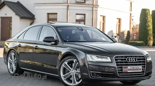 AUDI A8 