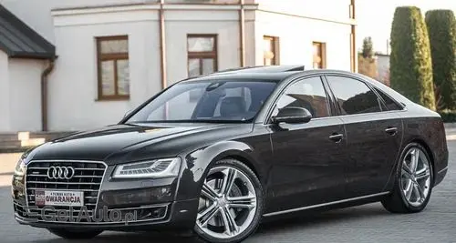 AUDI A8 